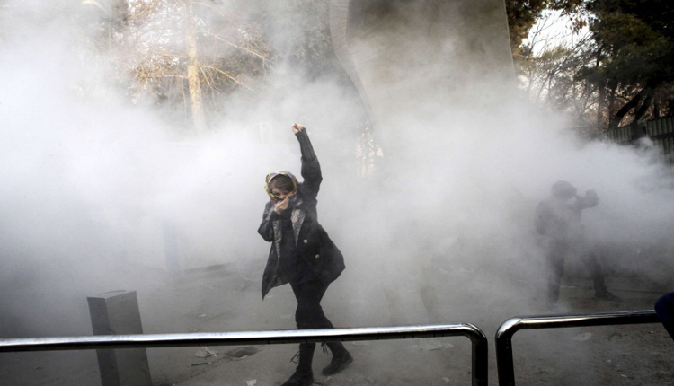 مخاوف من دأ الأضطرابات و الأحتجاجات في إيران 