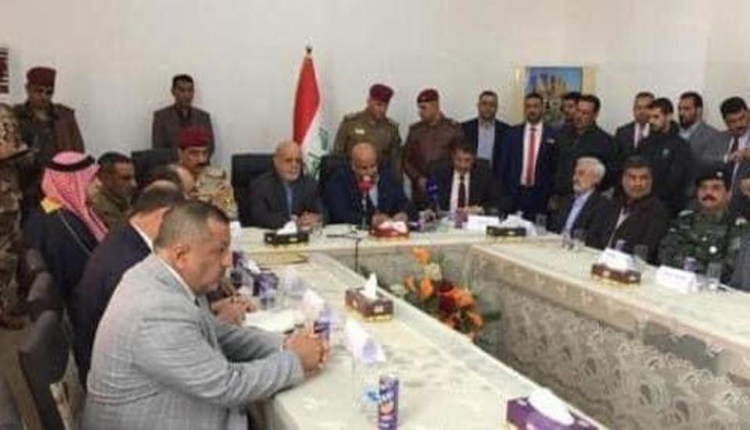 سفير إيران مع مسؤولي عراقيين في سامراء