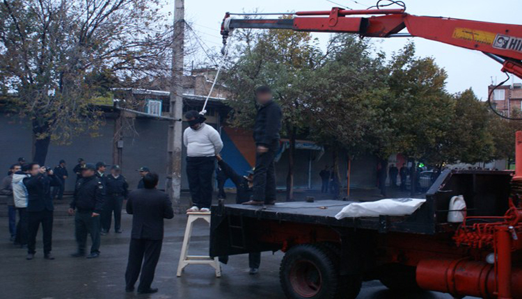 تنفيذ إعدام أمام المارة في إيران