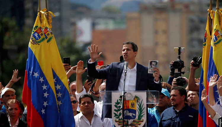 خوان غوايدو رئيس البرلمان الفنزويلي نصب نفسه رئيسا