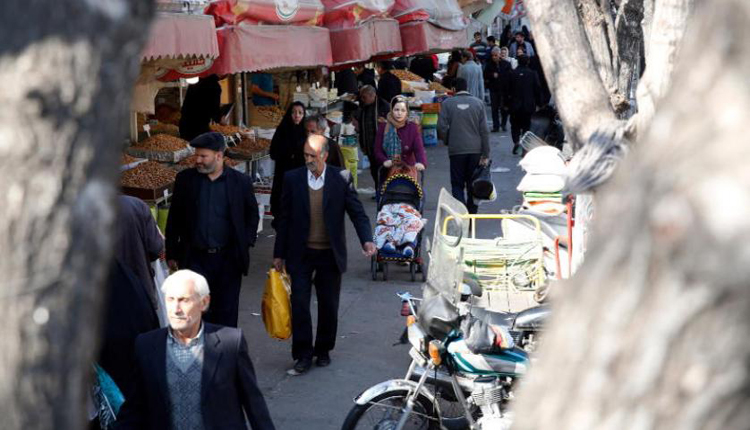 سوق في إيران