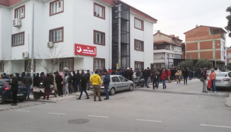 مكتب تسجيل اللاجئين في تركيا