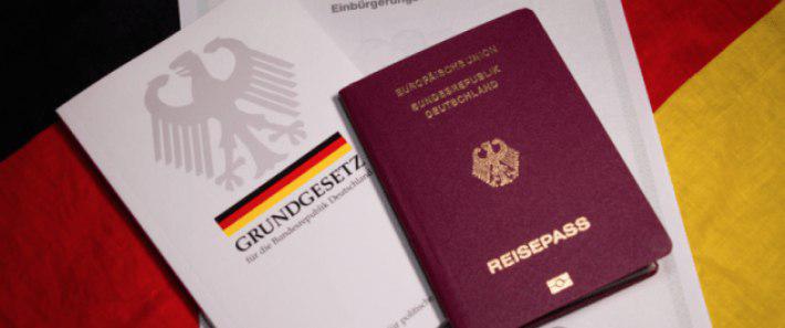 "IŞİD'e katılan Almanların vatandaşlıkları iptal edilecek"