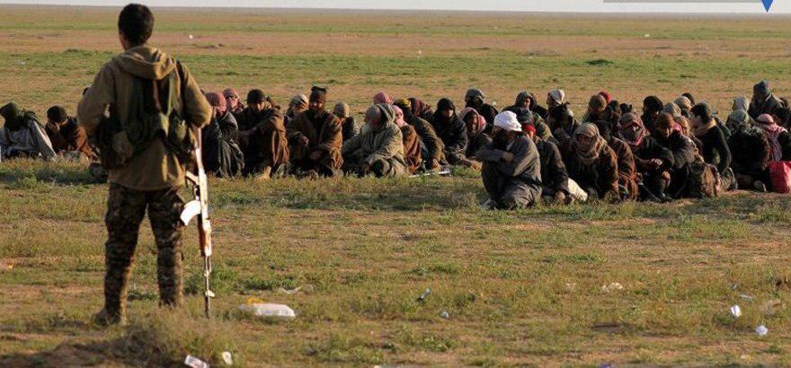 SOHR: 150 IŞİD’li Suriye Demokratik Güçleri’ne teslim oldu