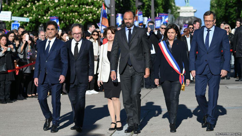 Fransa'da "Ermeni soykırımını anma ulusal günü"  için ilk resmi törenler düzenlendi.