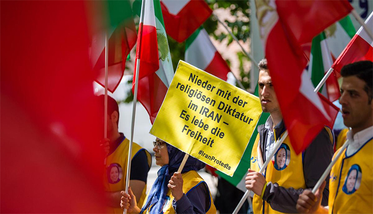 تظاهرة للمعارضة الإيرانية في الأتحاد الأوروبي