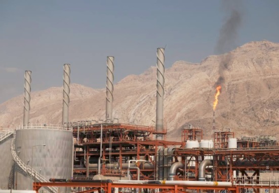 Chinese refiners stop Iran oil purchases for May due to US sanctions