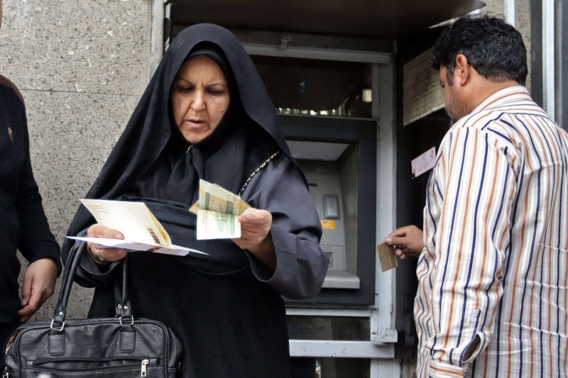 الأقتصاد الإيراني تنهار