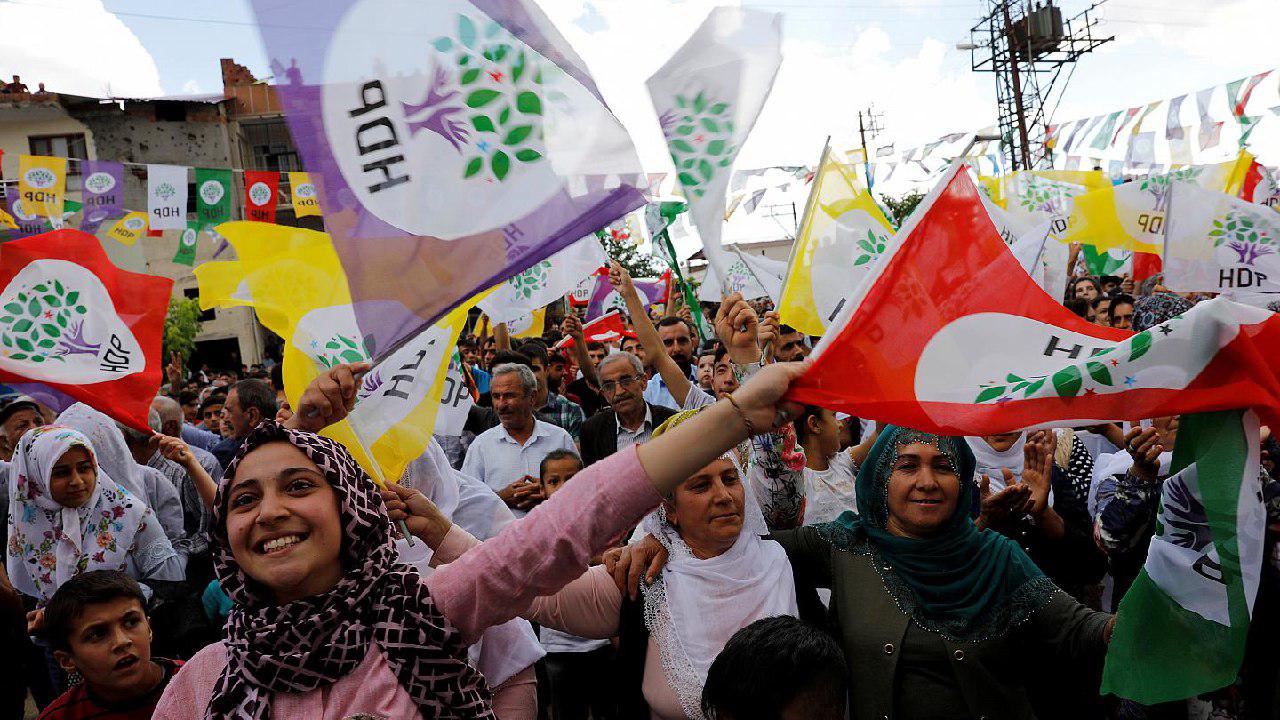 HDP belediyesinden bir ilk: %50 kadın kotası