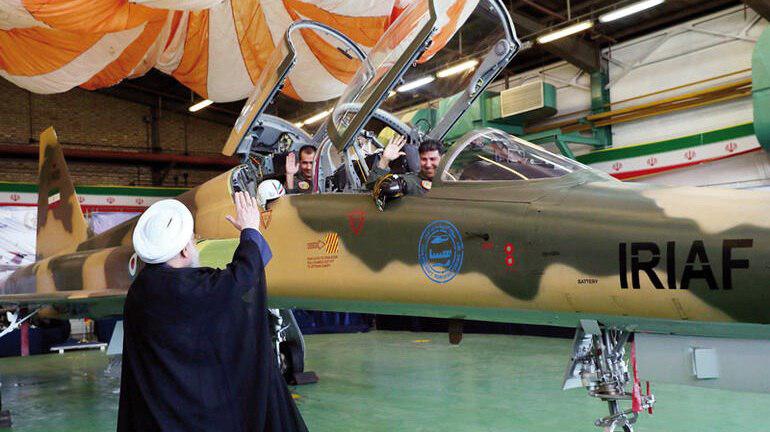 İran rejimi savaş uçağı düştü