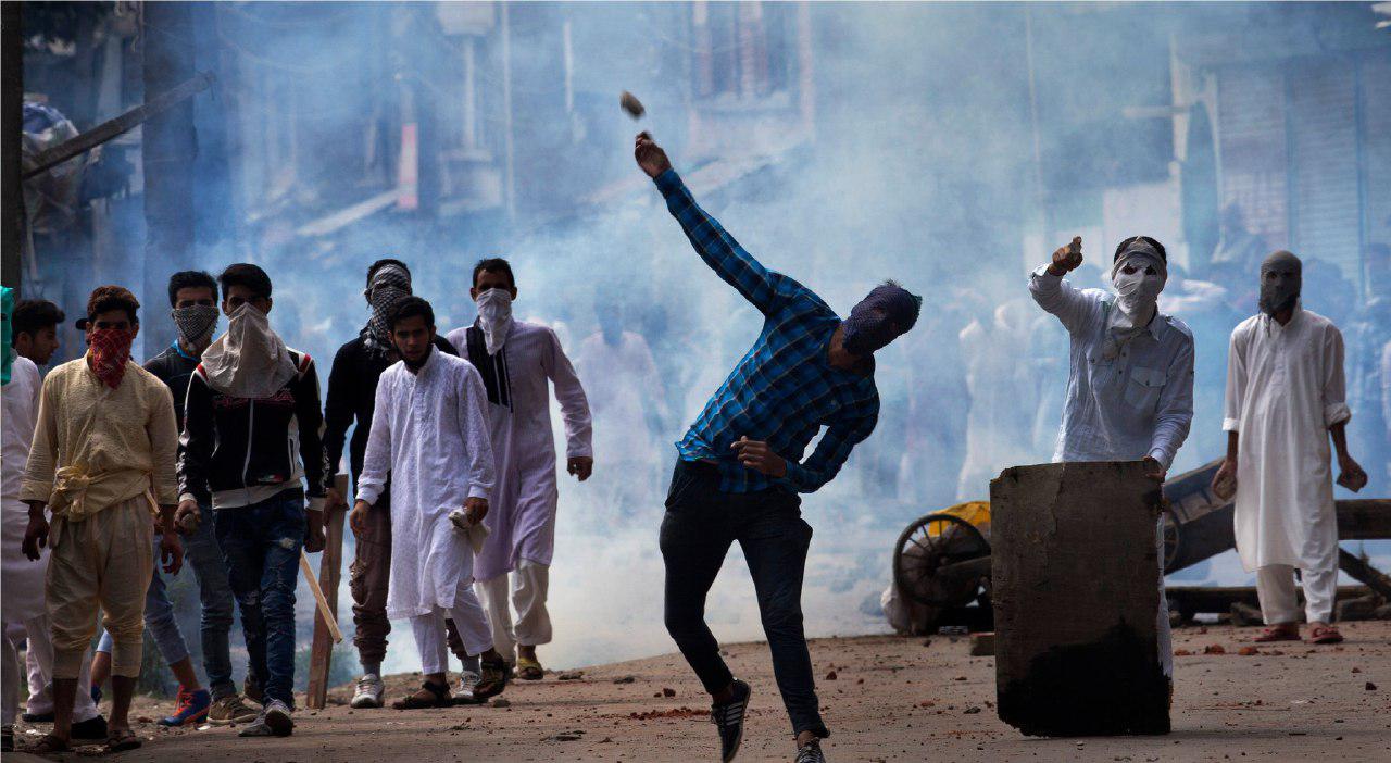 Hindistan’dan tehlikeli karar: Keşmir özerk statüsü iptal