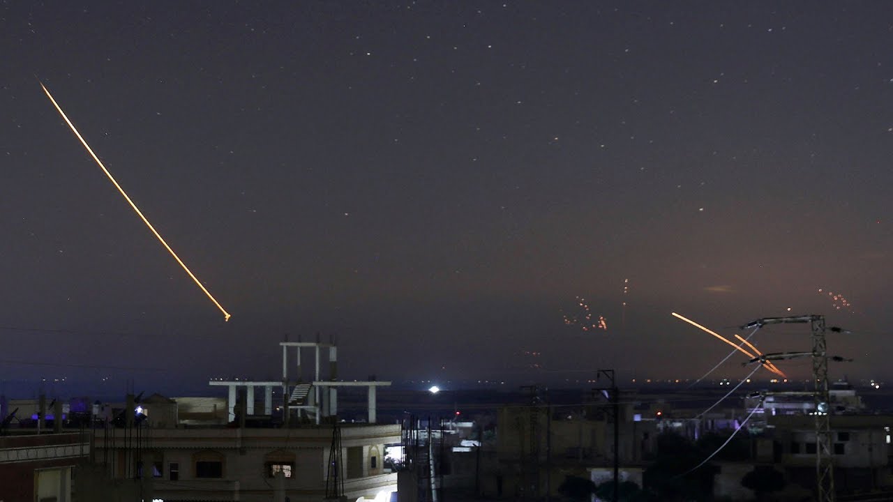 Suriye’de İran’a bombardıman: 18 milis öldü