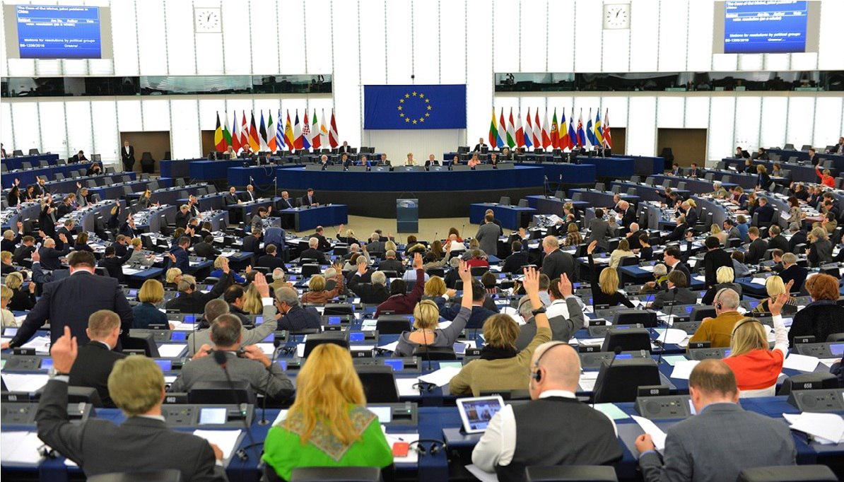 Avrupa Parlamentosu’ndan Türk devletine kayyum kınaması
