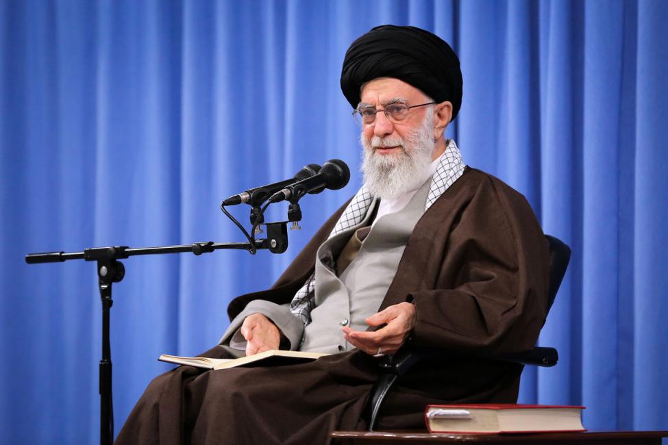 هراس خامنه‌ای از  تکرار اشتباه شاه  که گفته بود «من نیز پیام انقلاب شما را شنیدم»