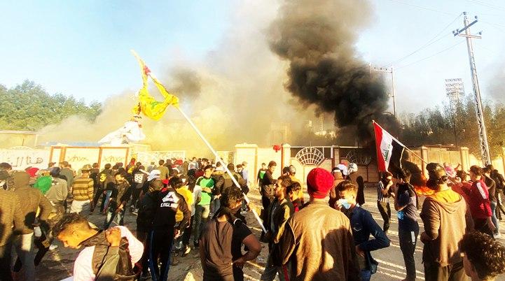 Irak’ta gösterici katleden Haşdi Şabi merkezi ateşe verildi