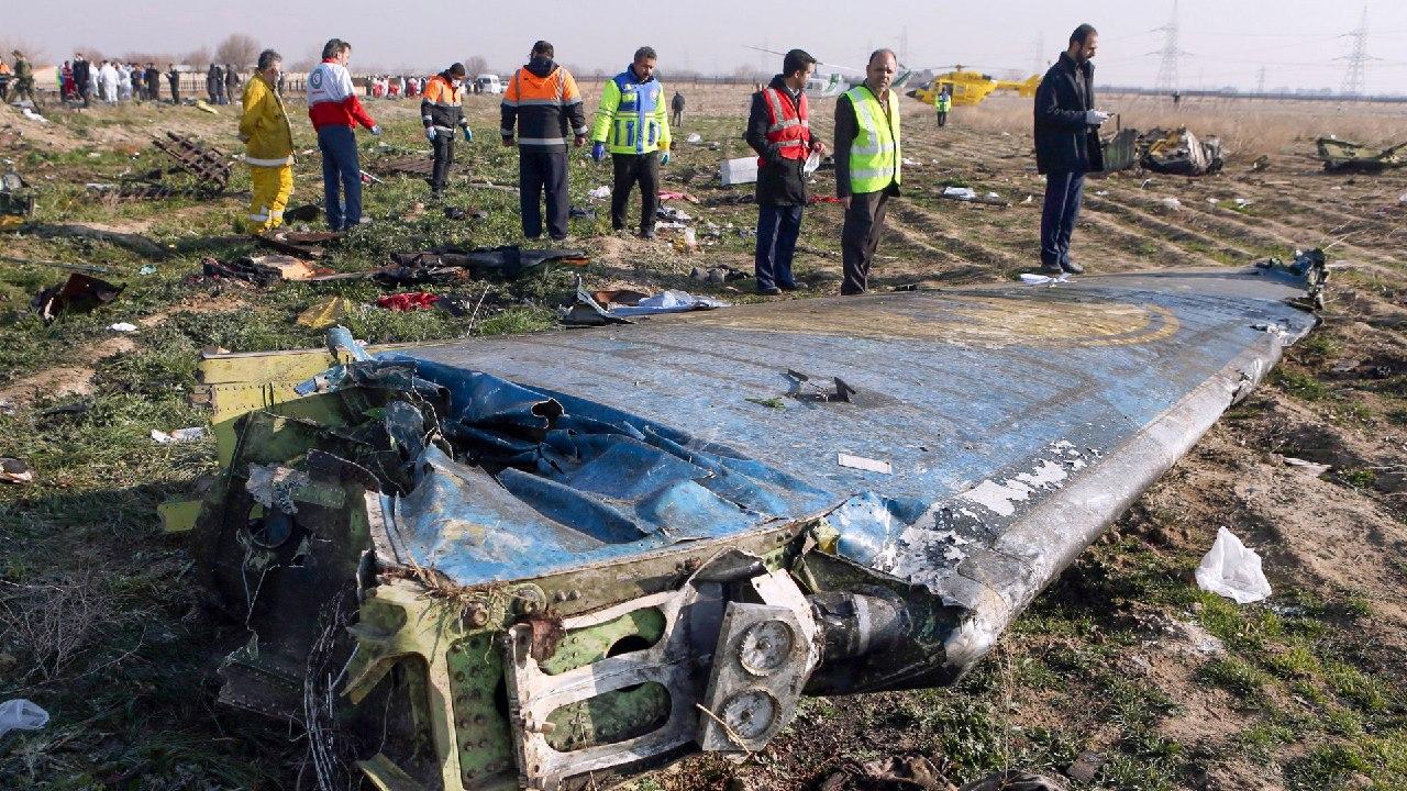 Tahran Ukrayna uçağının 2 füzeyle vurulduğunu kabul etti