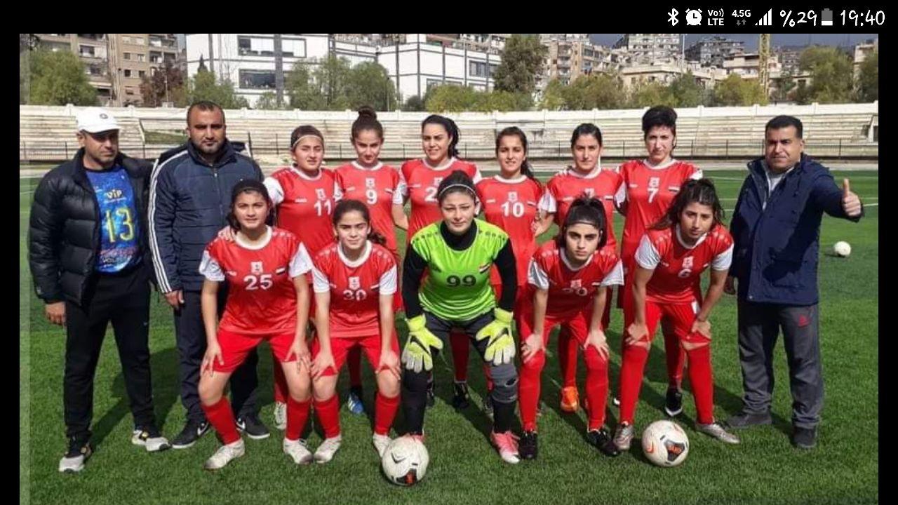 Amudê kadın futbol takımı Suriye şampiyonu