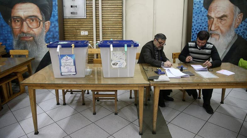 Iran election: Hardliners win majority seats in parliament