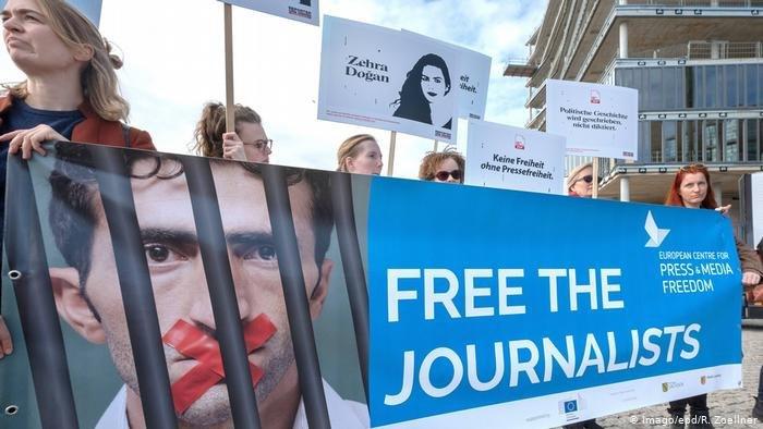 İran rejimi, basın özgürlüğünde daha dibe indi