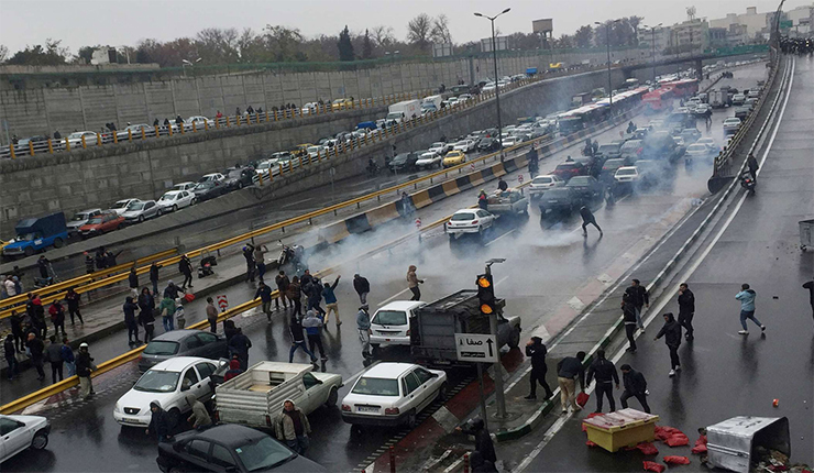 مظاهرات نوفمبر الماضي في طهران