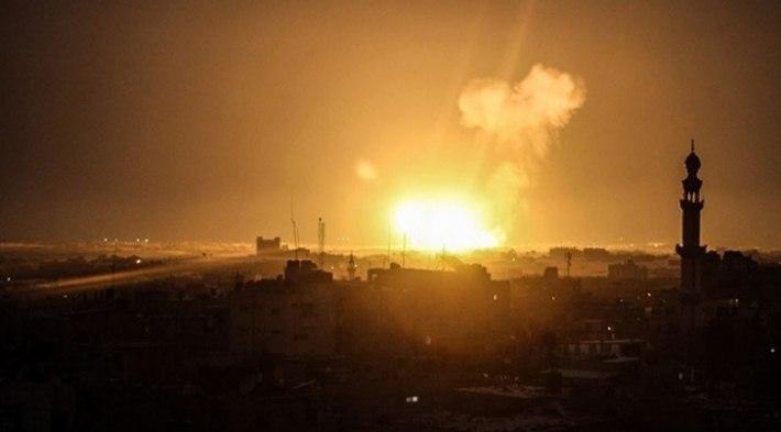 İsrail Hamas’ın füze denemeleri yaptığı karargahı vurdu