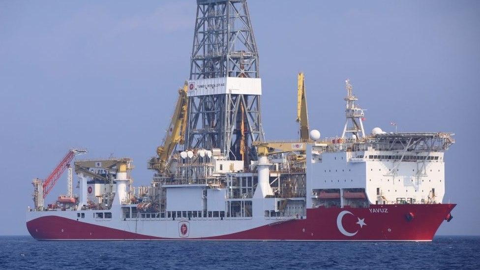 Türk devleti Kıbrıs açıklarındaki sondaj gemisini geri çekti