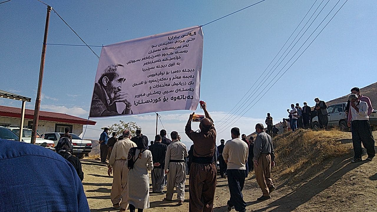 Kurdish iconic poet dies of cancer at age 69 in Sanandaj