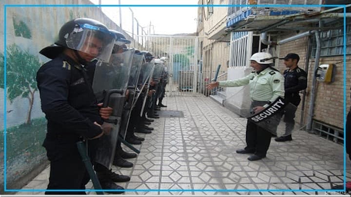 Urmiye Cezaevi isyanında 15 mahkum yaralandı