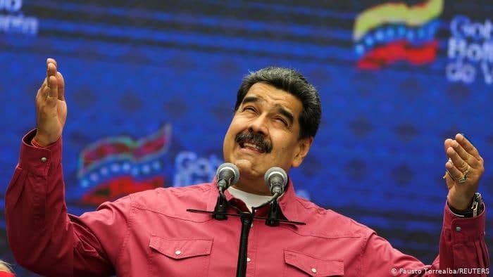 Muhalefetin boykot ettiği Venezuela seçimlerinin galibi Maduro