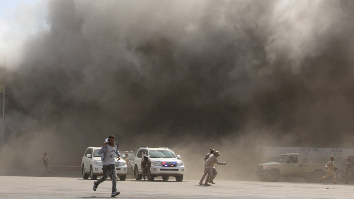 Yemen blames Iran, Houthis for Aden airport blast 