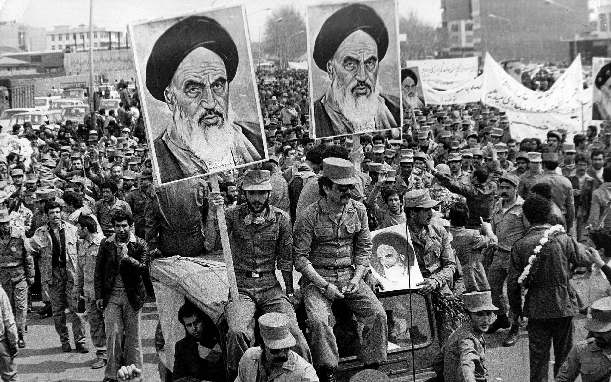  الثورة الإيرانية