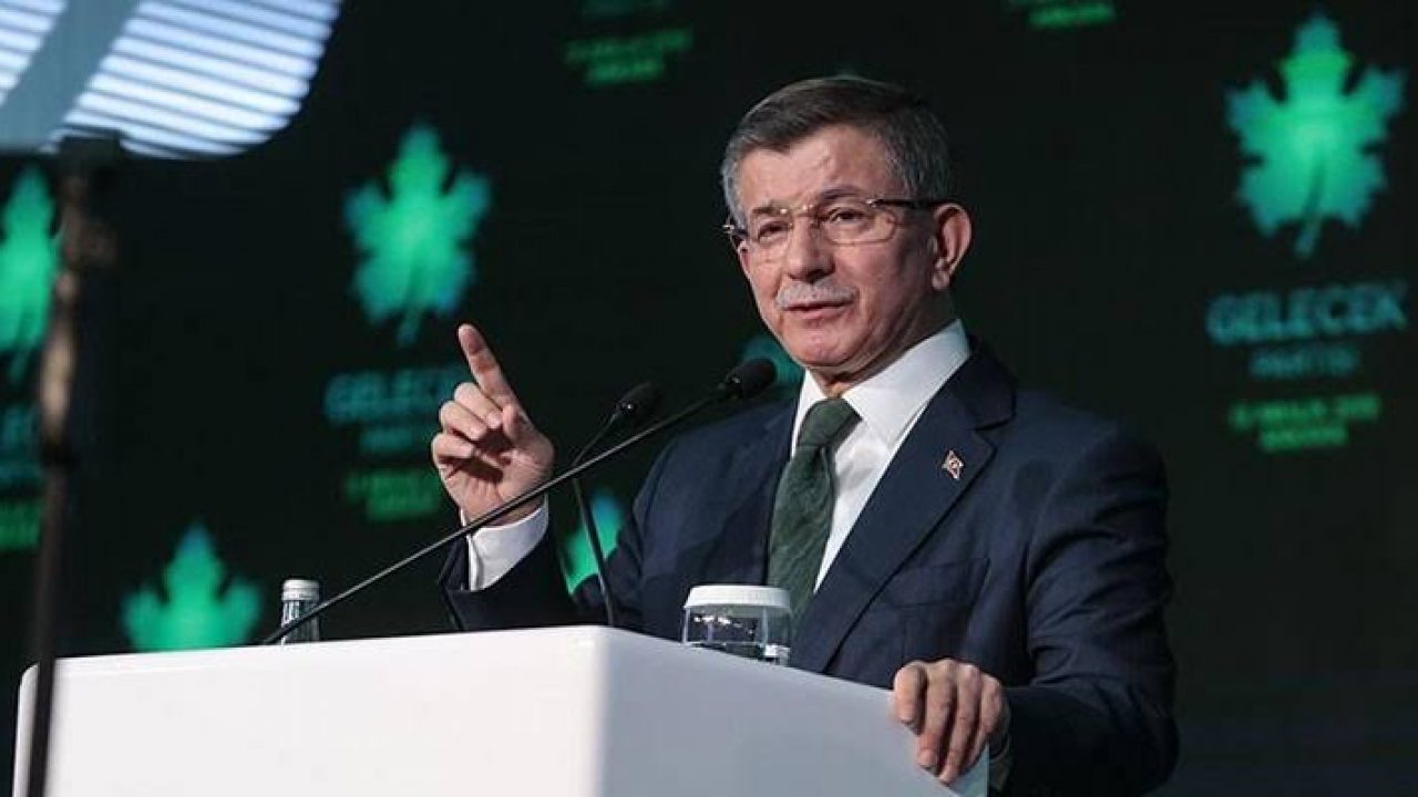 Davutoğlu: Erdoğan, Türkiye’yi AB’den uzaklaştırıyor