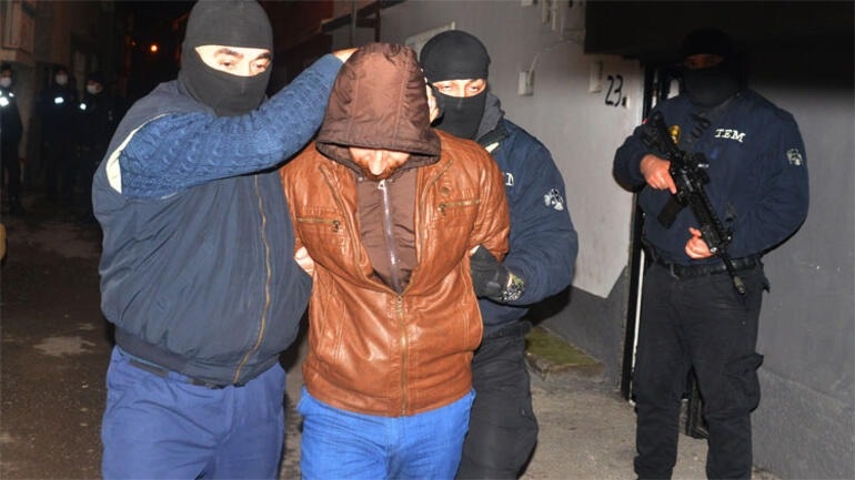 İstanbul ve Ankara’da operasyon: Çok sayıda HDP’li ve İHD Eş Genel Başkanı gözaltına alındı