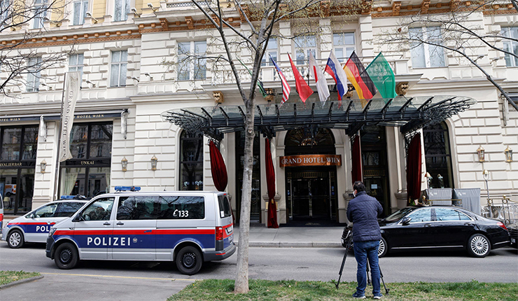 فندق غراند هوتيل في فيينا حيث تعقد محادثات نووي إيران