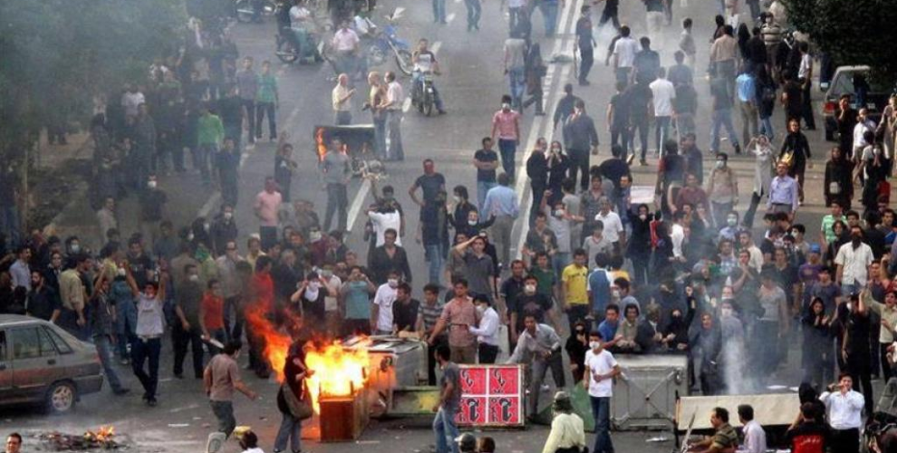 Former official says Iran organized ‘thugs’ to suppress protesters in 2009