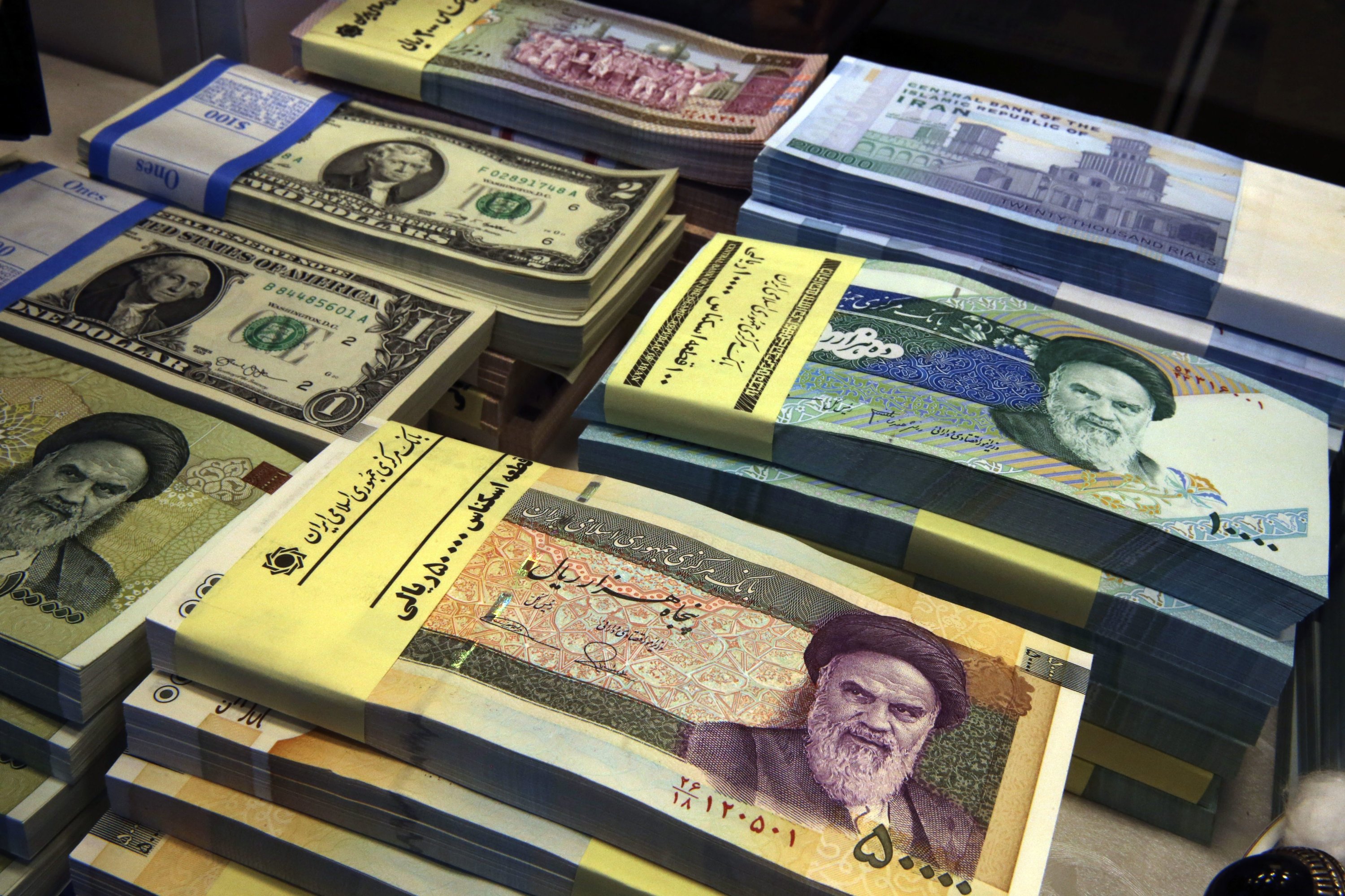 Iran faces record low of national currency after nuclear deal failure