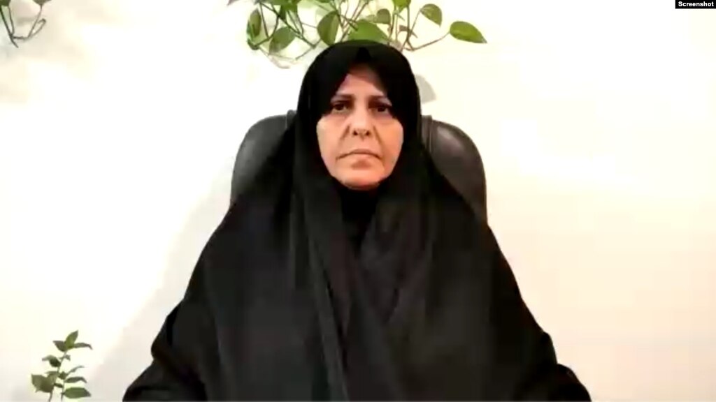 فاطمه سپهری: خامنه‌ای! چرا یک معلم در گروه مجرمین خطرناک دسته‌بندی شده است؟