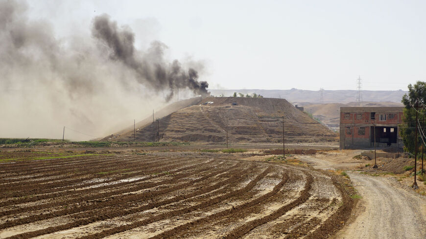  Iran’s Revolutionary Guard strikes Kurds in Iraq, as anti-regime protests rage