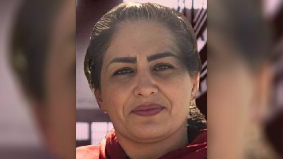 وضعیت جسمانی پریوش مسلمی، زندانی سیاسی وخیم است