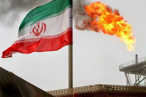 افزایش بی‌سابقه تخفیف‌های نفتی جمهوری اسلامی به چین