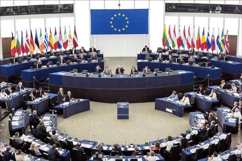 پارلمان اروپا سرکوب سیستماتیک و تشدید آزار بهائیان در ایران را محکوم کرد
