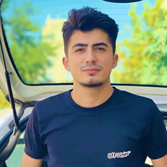 مەترسیی لەسێدارەدانی بەندکراوێکی سیاسی لە ورمێ؛ کەسوکاری مێحراب عەبدوڵڵازادە داوای بەهاناوەچوون دەکات