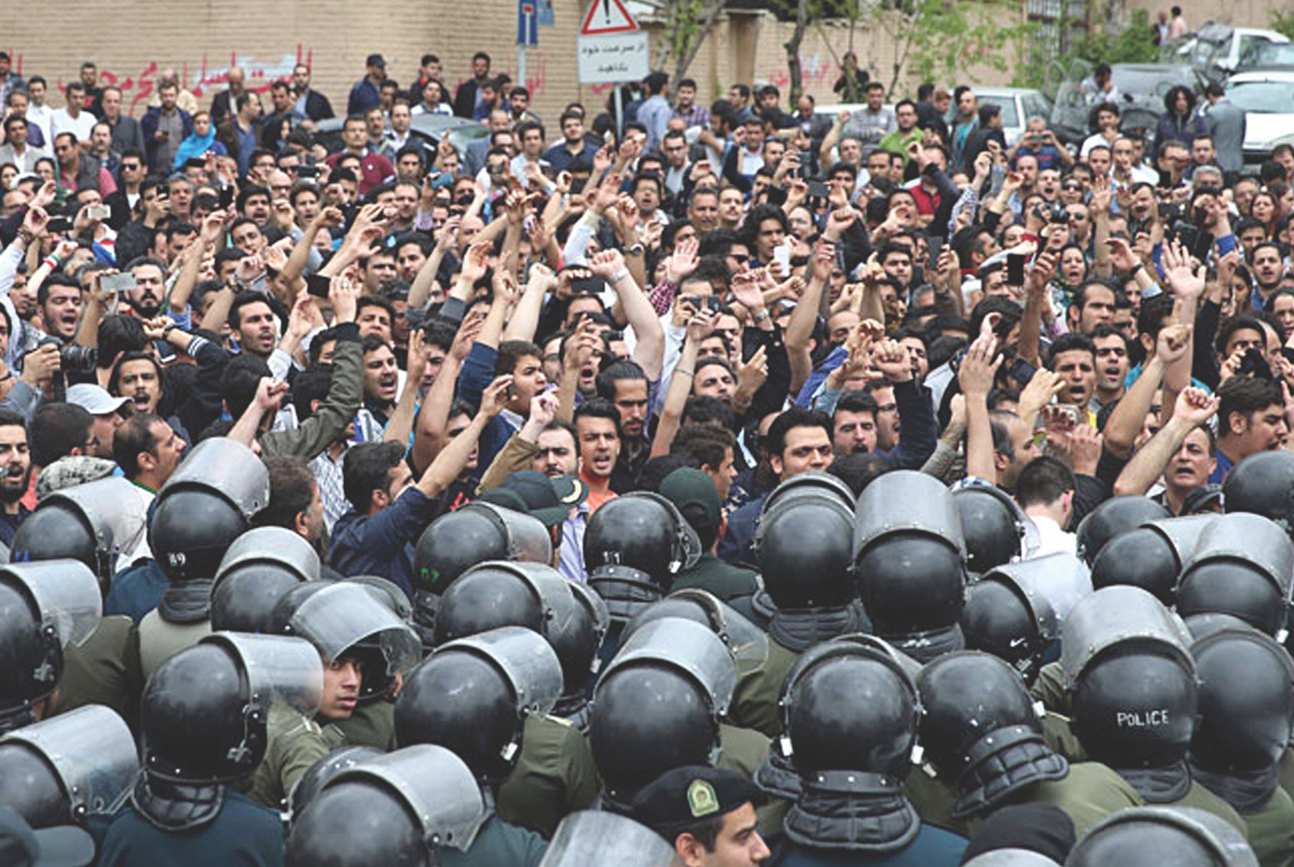 استرالیا کشتار و سرکوب معترضین ایرانی را بشدت محکوم کرد
