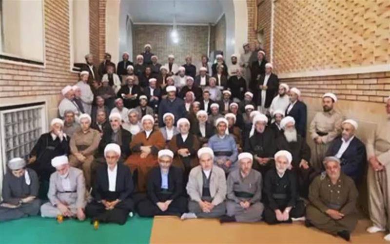 ناوی مامۆستایانی ئایینیی رۆژهەڵات لە بەیاننامەیەکی ‘وەفاداری‘ بۆ خامنەیی بەبێ ئاگادارییان بەکارهێنراوە