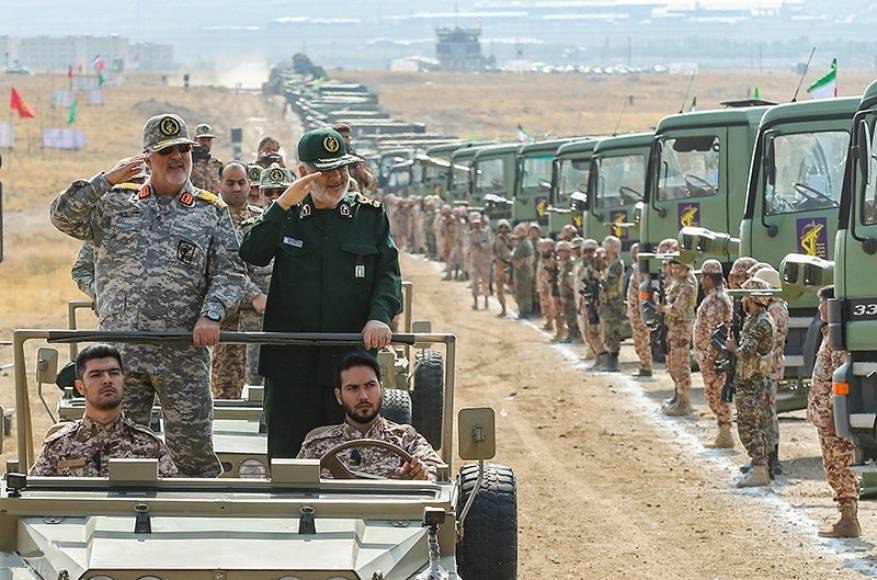 خودروی حامل تروریستهای سپاه پاسداران در زاهدان مورد هدف قرار گرفت