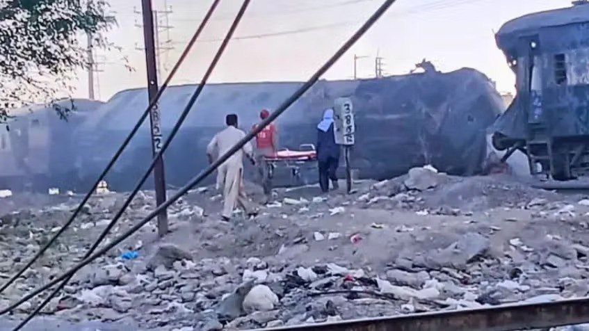 کشته و زخمی شدن ٣٨ نفر در حمله انتحاری کویته پاکستان