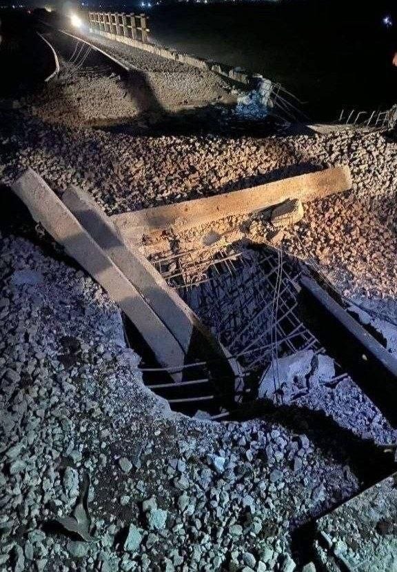 ئەمریکا پردێکی ستراتیژیی گواستنەوەی نێوان ئێران، چین و ڕووسیای بۆردومان کرد