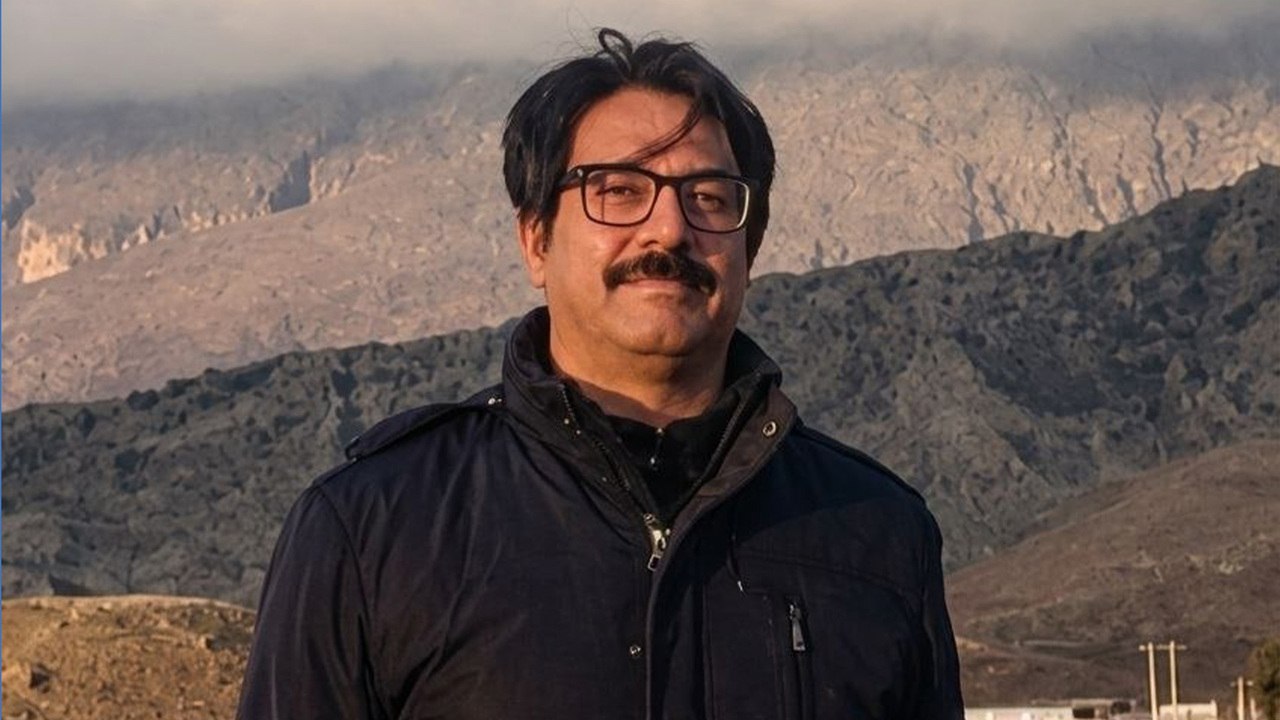 هێزە ئەمنییەکان هەڵیانکوتایە سەر ماڵی چالاکێکی سینفی لە ئاودانان و دەستیان بەسەر کەلوپەلە تایبەتییەکەدا گرت