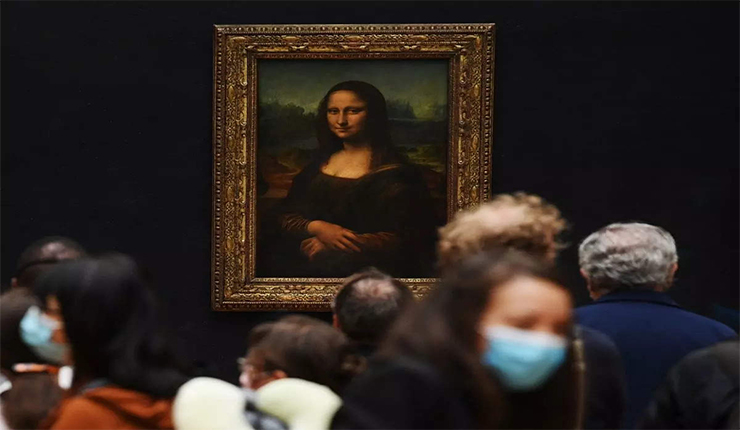 لوحة موناليزا الشهيرة