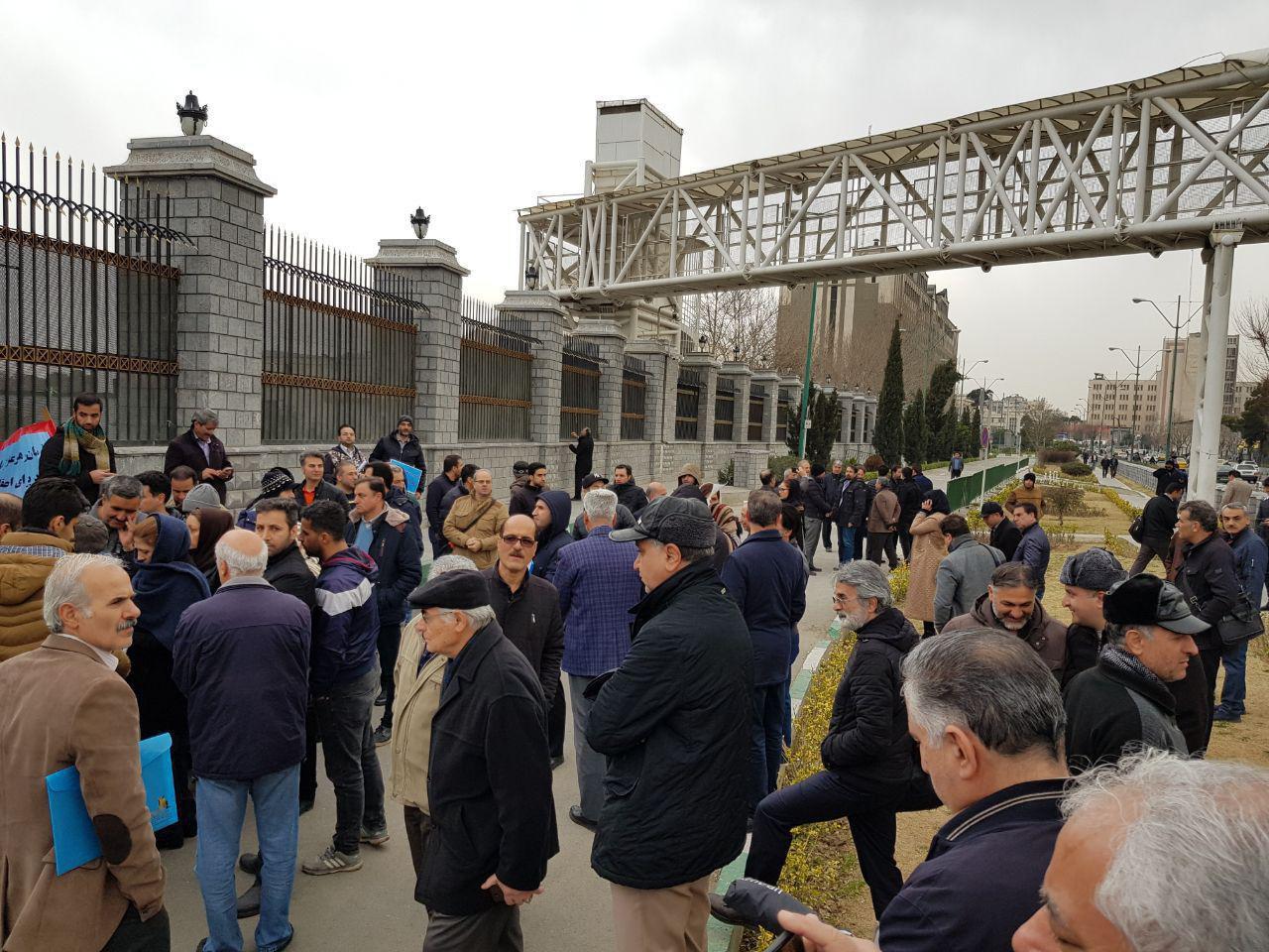 Iran hits by new wave of protests